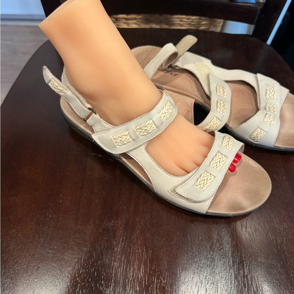 Trotters Cream Woven Strap Sandals